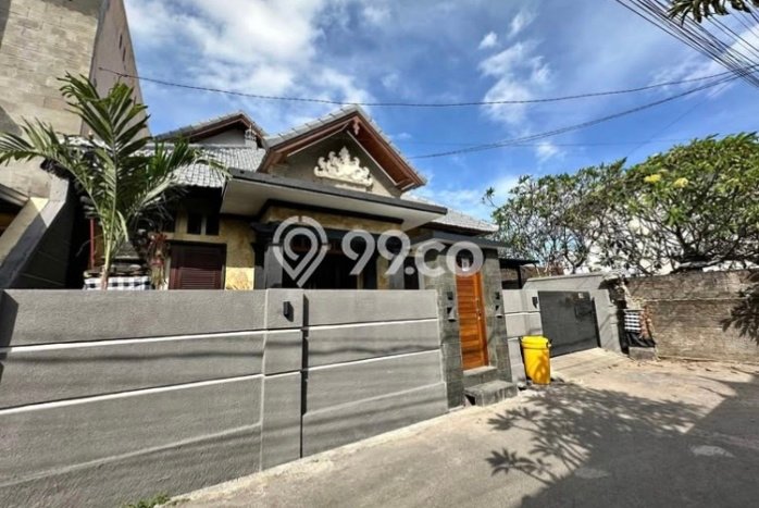 EXCLUSIVE OFFER! Rumah di Panjer, 3 KT, Lingkungan Elite, LT 1m² Bangunan 1m² EXCLUSIVE OFFER! Rumah di Panjer, 3 KT, Lingkungan Elite, LT 1m² Bangunan 1m²