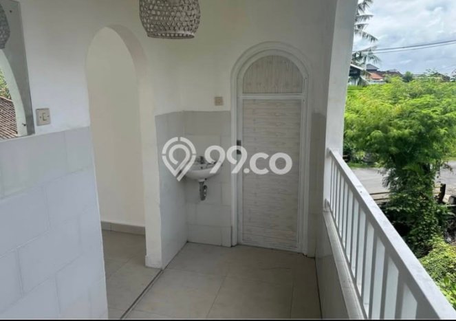 Disewakan Rumah Harga Terjangkau di Canggu Badung dengan 3 Kamar Tidur Disewakan Rumah Harga Terjangkau di Canggu Badung dengan 3 Kamar Tidur