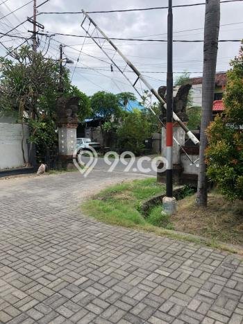 Rumah Luas Asri 5 KT Siap Pakai di Sesetan Denpasar Rumah Luas Asri 5 KT Siap Pakai di Sesetan Denpasar