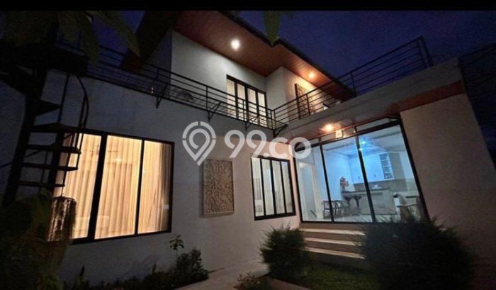 LOKASI STRATEGIS! Rumah kawasan Batubulan, Dekat Tol, 4 KM, Luas 200m² LB 230m² LOKASI STRATEGIS! Rumah kawasan Batubulan, Dekat Tol, 4 KM, Luas 200m² LB 230m²