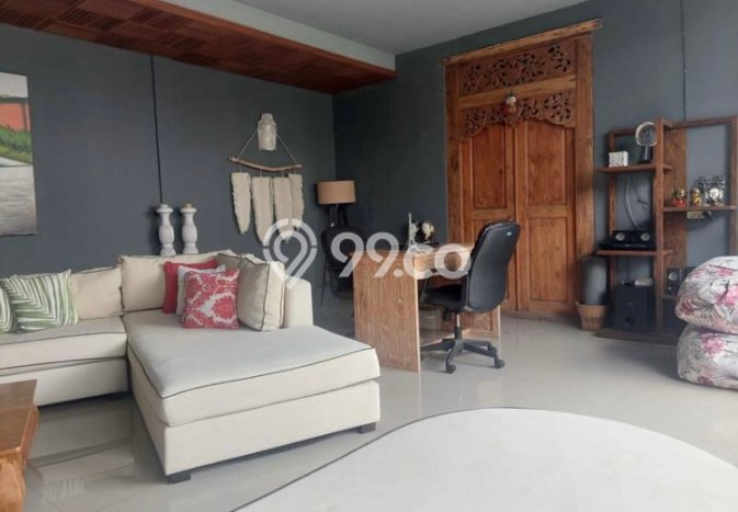 Rumah Premium kawasan , 3 KT, Area Tenang, LT 300m2m² Bangunan 200m2m² Rumah Premium kawasan , 3 KT, Area Tenang, LT 300m2m² Bangunan 200m2m²