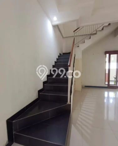 Lokasi strategis! Rumah siap pakai disewakan di Denpasar Utara LB 200m2 Lokasi strategis! Rumah siap pakai disewakan di Denpasar Utara LB 200m2
