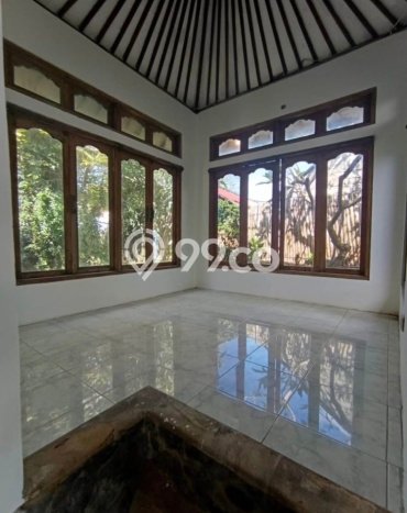 Rumah di Renon, Dekat Stasiun, 1 KM, Luas 200m² LB 1m² Rumah di Renon, Dekat Stasiun, 1 KM, Luas 200m² LB 1m²
