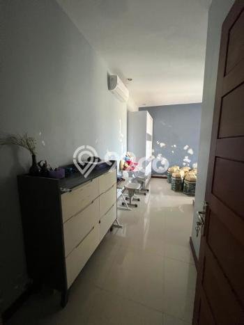 SPECIAL LISTING! Rumah di Renon, 3 KT, Akses Fasilitas, Luas 150m2m² Bangunan 200m2m² SPECIAL LISTING! Rumah di Renon, 3 KT, Akses Fasilitas, Luas 150m2m² Bangunan 200m2m²