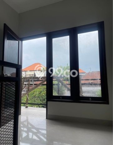 UNIT SPESIAL! Rumah di Sukawati, 3 KT, Akses Pusat Kota, LT 104m² Bangunan 75m² UNIT SPESIAL! Rumah di Sukawati, 3 KT, Akses Pusat Kota, LT 104m² Bangunan 75m²