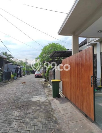 Disewakan! Rumah 3 Kamar Tidur &
2 Kamar Mandi di Jimbaran, Badung Disewakan! Rumah 3 Kamar Tidur &
2 Kamar Mandi di Jimbaran, Badung