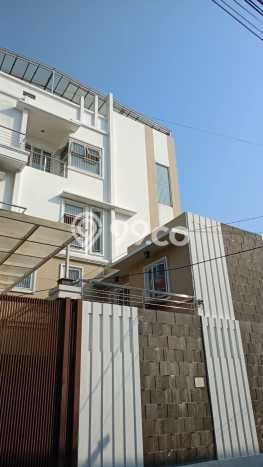 Rumah Elit LB 1000m2 Siap Huni Desain Elegan di Jelambar, Jakarta Barat Rumah Elit LB 1000m2 Siap Huni Desain Elegan di Jelambar, Jakarta Barat