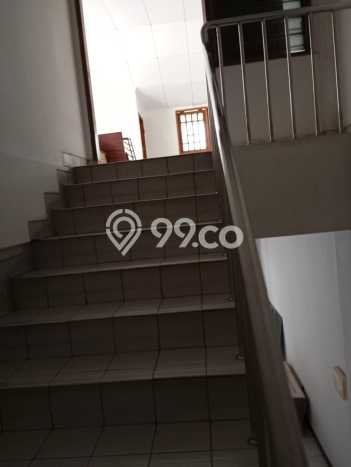 Jual Rumah Luas Elegan Dengan View Cantik di Jelambar, Jakarta Barat Jual Rumah Luas Elegan Dengan View Cantik di Jelambar, Jakarta Barat