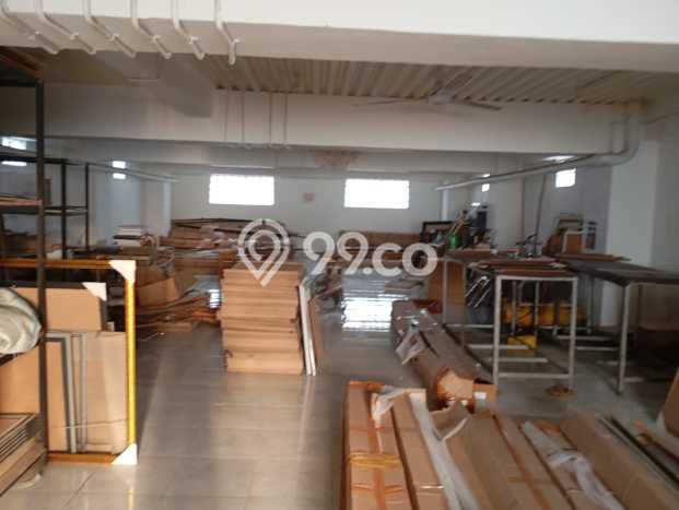Rumah Elit Modern Tanpa Renovasi di Jelambar Jakarta Barat Rumah Elit Modern Tanpa Renovasi di Jelambar Jakarta Barat