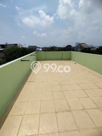 Unit Komersial Disewakan di Jakarta Barat Area Strategis Harga Kompetitif Unit Komersial Disewakan di Jakarta Barat Area Strategis Harga Kompetitif