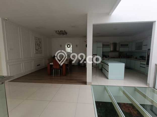 Rumah Elit LB 1000m2 Siap Huni Desain Elegan di Jelambar, Jakarta Barat Rumah Elit LB 1000m2 Siap Huni Desain Elegan di Jelambar, Jakarta Barat