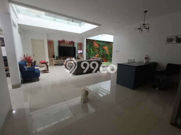 Rumah Elit LB 1000m2 Siap Huni Desain Elegan di Jelambar, Jakarta Barat Rumah Elit LB 1000m2 Siap Huni Desain Elegan di Jelambar, Jakarta Barat