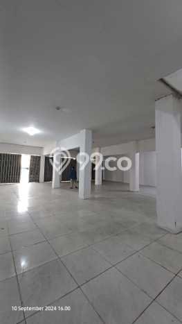 Disewakan Ruko di Kawasan Ramai Jurumudi Luas 600m2 Disewakan Ruko di Kawasan Ramai Jurumudi Luas 600m2