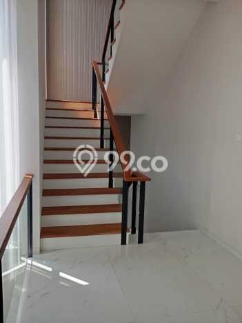 Rumah Luxury Modern Tanpa Renovasi di Pluit Jakarta Utara Rumah Luxury Modern Tanpa Renovasi di Pluit Jakarta Utara