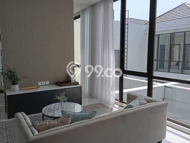 Rumah Luxury Modern Tanpa Renovasi di Pluit Jakarta Utara Rumah Luxury Modern Tanpa Renovasi di Pluit Jakarta Utara