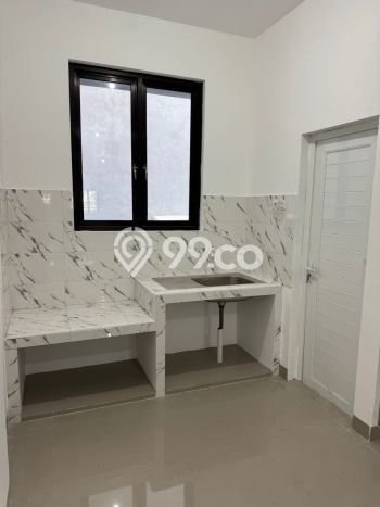 Unit Ruko Dijual di Jakarta Barat LT 126m2 & LB 300m2 Unit Ruko Dijual di Jakarta Barat LT 126m2 & LB 300m2