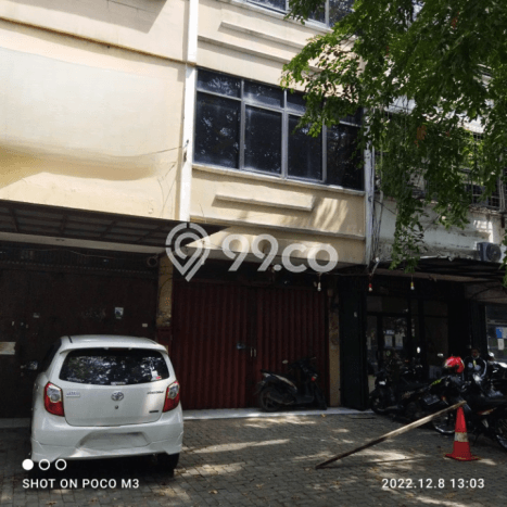 Unit Ruko Dijual di Jakarta Barat LT 60m2 & LB 180m2 Unit Ruko Dijual di Jakarta Barat LT 60m2 & LB 180m2