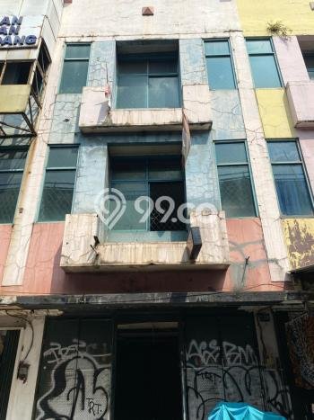Ruko Dijual di Ciputat LT 72m2, LB 216m2 Solusi Investasi Cerdas Ruko Dijual di Ciputat LT 72m2, LB 216m2 Solusi Investasi Cerdas