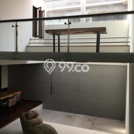 Rumah Lux Siap Pakai di Mekarwangi Bandung Rumah Lux Siap Pakai di Mekarwangi Bandung