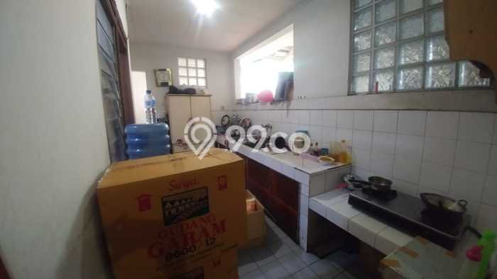 Rumah Modern Terawat di Mekarwangi Bandung Rumah Modern Terawat di Mekarwangi Bandung