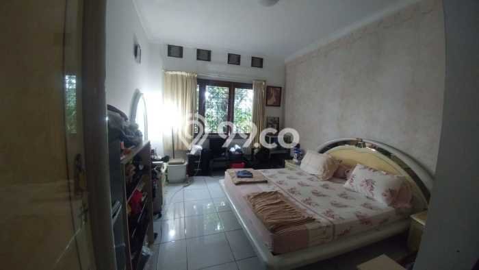 Rumah Modern Terawat di Mekarwangi Bandung Rumah Modern Terawat di Mekarwangi Bandung