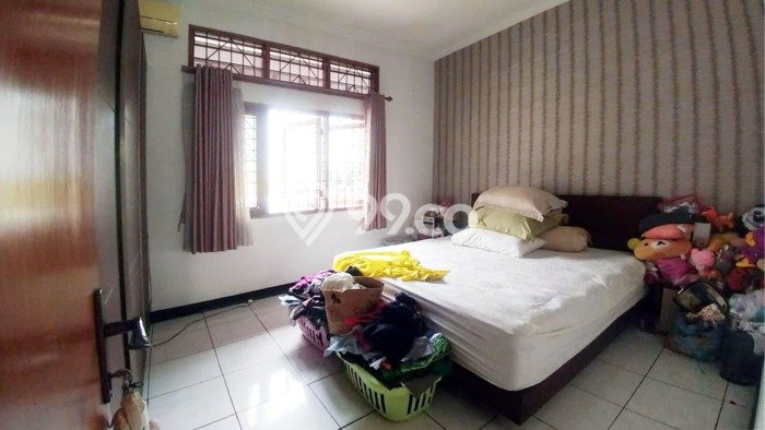 Rumah Modern Terawat di Mekarwangi Bandung Rumah Modern Terawat di Mekarwangi Bandung
