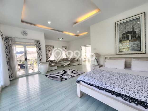 Rumah Elit LB 360m2 Siap Pakai Desain Elegan di Resor Dago Pakar, Bandung Rumah Elit LB 360m2 Siap Pakai Desain Elegan di Resor Dago Pakar, Bandung