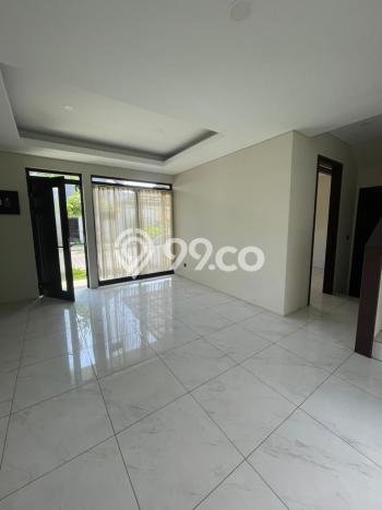 Rumah Mewah LB 96m2 Siap Huni Desain Elegan di Kota Baru Parahyangan, Bandung Rumah Mewah LB 96m2 Siap Huni Desain Elegan di Kota Baru Parahyangan, Bandung