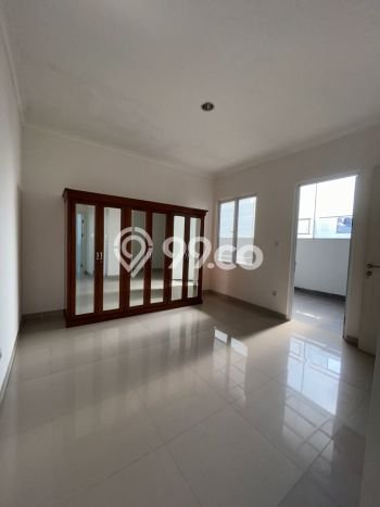 Rumah Modern Cantik 4 Kamar Bisa Langsung Pindah di Cakung Rumah Modern Cantik 4 Kamar Bisa Langsung Pindah di Cakung
