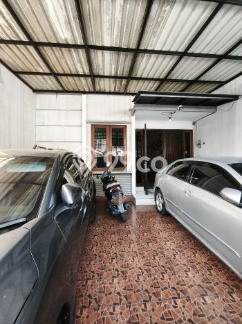 For Sale! Premium House LT 120m2 Desain Elegan di Duri Kepa For Sale! Premium House LT 120m2 Desain Elegan di Duri Kepa
