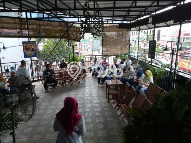 Komersial Favorit Dijual di Ciputat Tangerang Selatan Kawasan Pusat Bisnis Komersial Favorit Dijual di Ciputat Tangerang Selatan Kawasan Pusat Bisnis