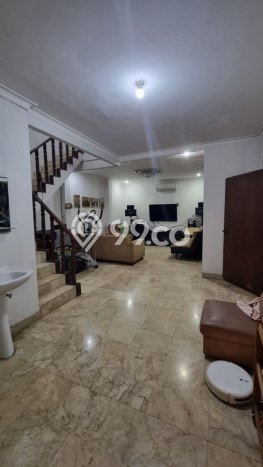 Rumah Mewah LB 190m2 Siap Huni Desain Elegan di Cipinang, Jakarta Timur Rumah Mewah LB 190m2 Siap Huni Desain Elegan di Cipinang, Jakarta Timur