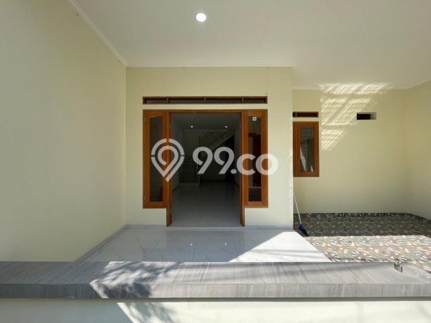 For Sale Hunian Rumah Terawat 3 Kamar di Pondok Bambu, Jakarta Timur For Sale Hunian Rumah Terawat 3 Kamar di Pondok Bambu, Jakarta Timur