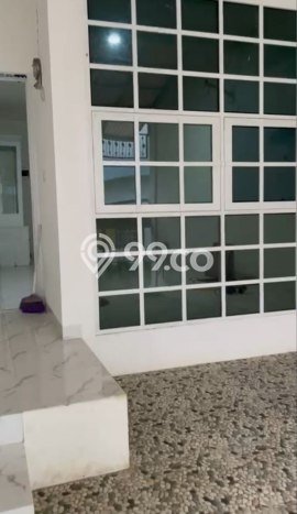 Unit Komersial Disewakan di Bekasi Kawasan Strategis Harga Kompetitif Unit Komersial Disewakan di Bekasi Kawasan Strategis Harga Kompetitif