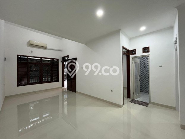 Dijual Rumah Eksklusif 3 KT di Pondok Bambu, Jakarta Timur Dijual Rumah Eksklusif 3 KT di Pondok Bambu, Jakarta Timur