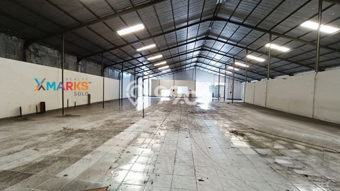 Gudang disewakan di Grogol Solo dengan luas bangunan 3700m2 Gudang disewakan di Grogol Solo dengan luas bangunan 3700m2