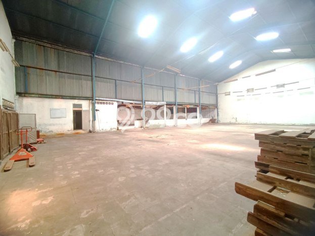 Gudang Disewa di Serengan, Solo, LT 1469m2 / LB 1250m2 Gudang Disewa di Serengan, Solo, LT 1469m2 / LB 1250m2