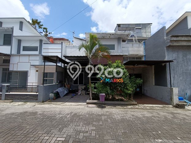 Rumah Nyaman 3 KT LB 65m2 Kondisi Bagus di Gentan Rumah Nyaman 3 KT LB 65m2 Kondisi Bagus di Gentan