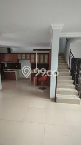 Rumah Elit Modern Siap Huni di Cipinang Jakarta Timur Rumah Elit Modern Siap Huni di Cipinang Jakarta Timur