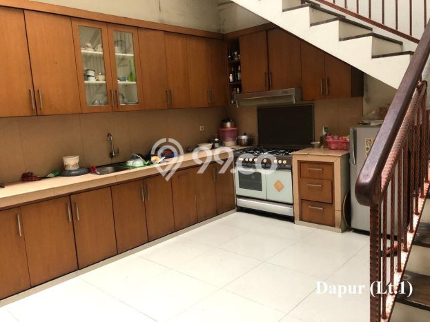 Ready to Use! Premium House LT 328m2 Desain Elegan di Lubang Buaya Ready to Use! Premium House LT 328m2 Desain Elegan di Lubang Buaya