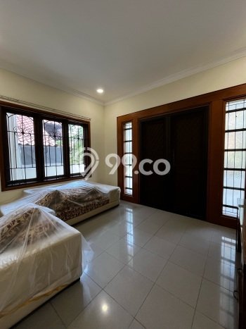 Jarang Ada! Rumah Kontrakan 4 Kamar Nyaman Siap Huni Pondok Indah Jarang Ada! Rumah Kontrakan 4 Kamar Nyaman Siap Huni Pondok Indah