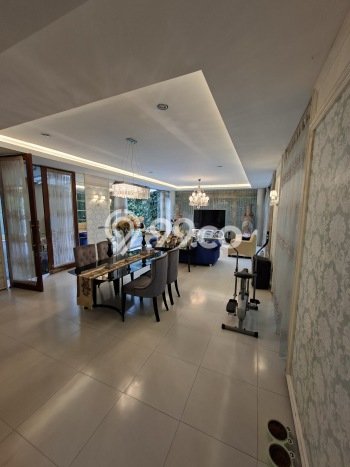 PROPERTI PILIHAN! Rumah Nyaman area , LT 420m2m² LB 600m2m² PROPERTI PILIHAN! Rumah Nyaman area , LT 420m2m² LB 600m2m²