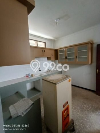 Rumah Terawat 3 Lantai Di Sayap Riau Bandung Rumah Terawat 3 Lantai Di Sayap Riau Bandung
