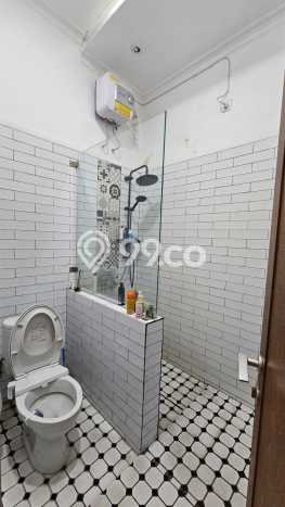 Rumah Elit Modern Tanpa Renovasi di Srondol Semarang Rumah Elit Modern Tanpa Renovasi di Srondol Semarang