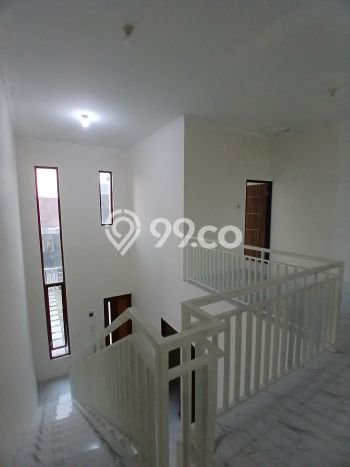 Rumah Strategis Minimalis Lb 100m2 di Pedurungan, Semarang Rumah Strategis Minimalis Lb 100m2 di Pedurungan, Semarang