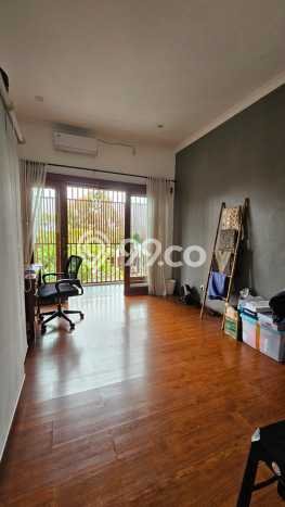 Rumah Elit Modern Tanpa Renovasi di Srondol Semarang Rumah Elit Modern Tanpa Renovasi di Srondol Semarang