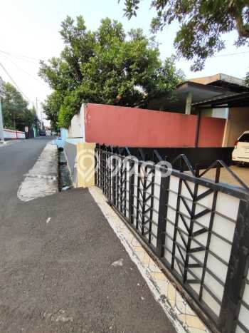 For Sale! Premium House LT 622m2 Desain Modern di Jatingaleh For Sale! Premium House LT 622m2 Desain Modern di Jatingaleh