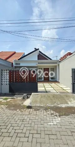 For Sale Rumah 3 Kamar Lokasi Ideal Nyaman dan Strategis di Ngaliyan For Sale Rumah 3 Kamar Lokasi Ideal Nyaman dan Strategis di Ngaliyan