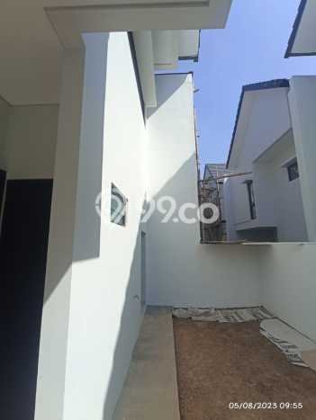 Rumah Murah LT 120m2 di BSB City Akses Mudah Rumah Murah LT 120m2 di BSB City Akses Mudah