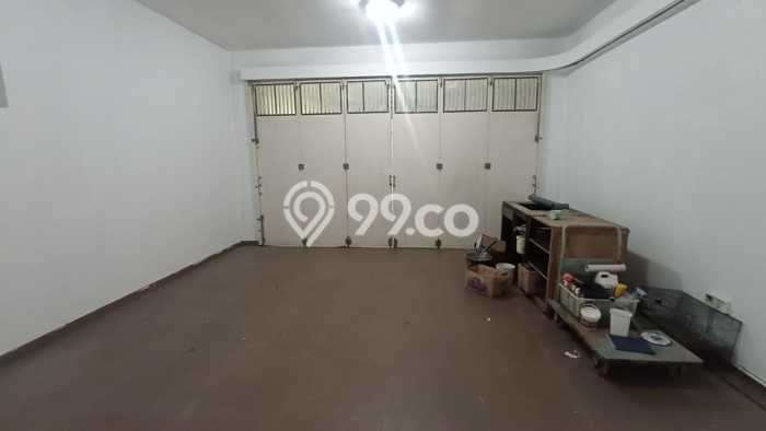 Rumah Elit Modern Tanpa Renovasi di Bukit Sari Semarang Rumah Elit Modern Tanpa Renovasi di Bukit Sari Semarang